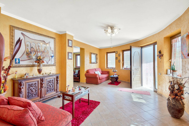 Villa for sale in Pontecorvo
