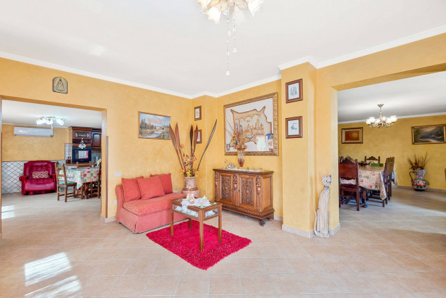 Villa for sale in Pontecorvo
