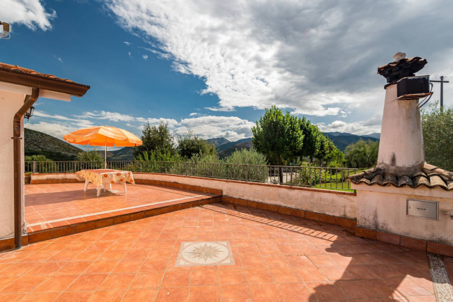 Villa for sale in Pontecorvo