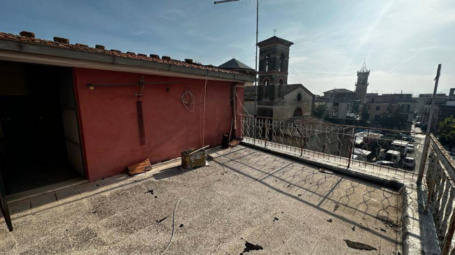 Palazzo intero stabile in vendita a Pontecorvo