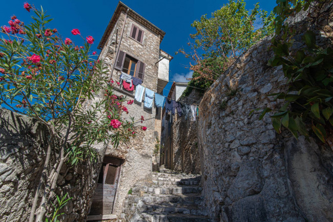 typical historical house for sale in Roccasecca