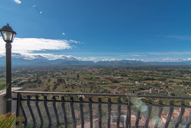 typical historical house for sale in Roccasecca
