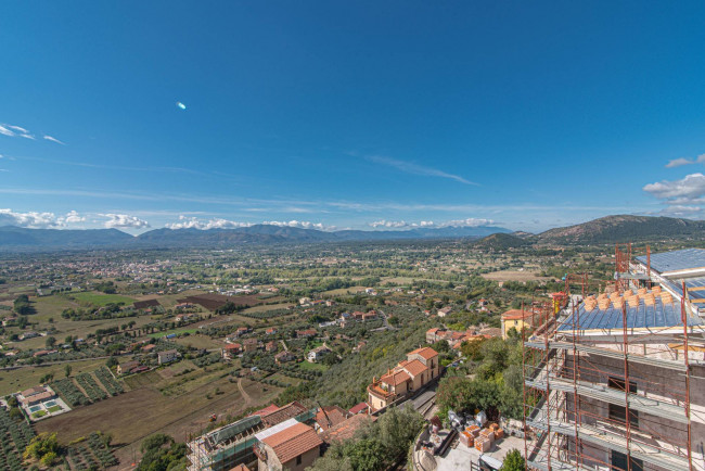 typical historical house for sale in Roccasecca