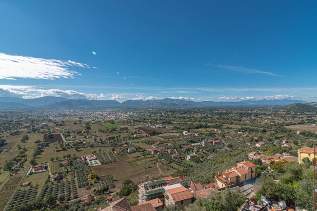 typical historical house for sale in Roccasecca