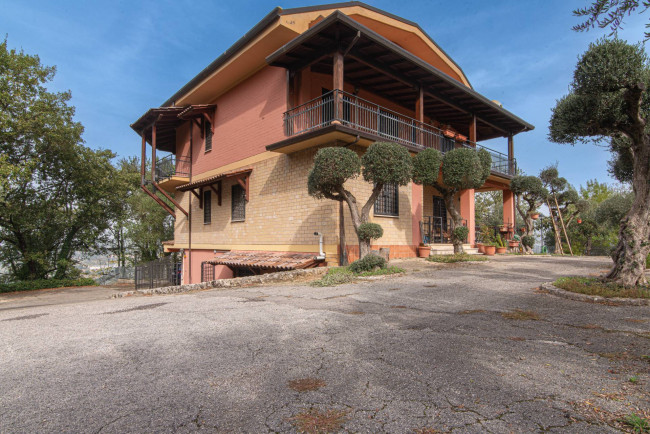 Villa for sale in Falvaterra
