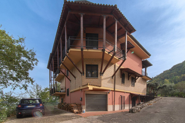Villa for sale in Falvaterra