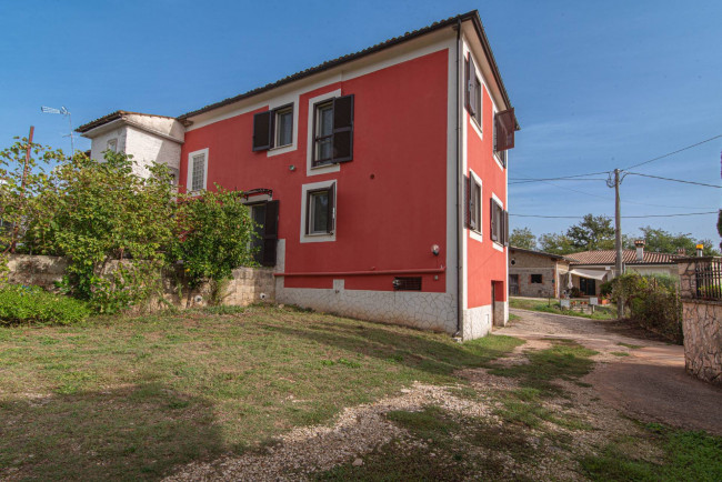 detached house for sale in Patrica