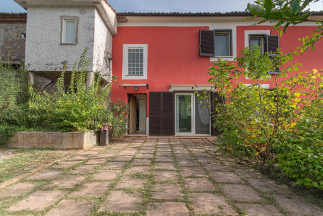 detached house for sale in Patrica