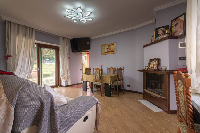 detached house for sale in Patrica