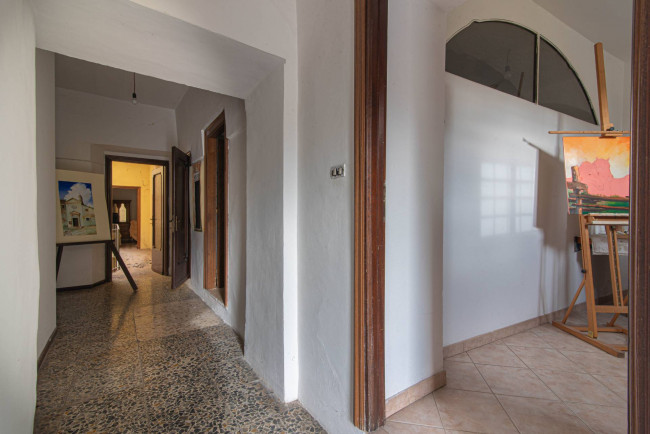 typical historical house for sale in Pescosolido