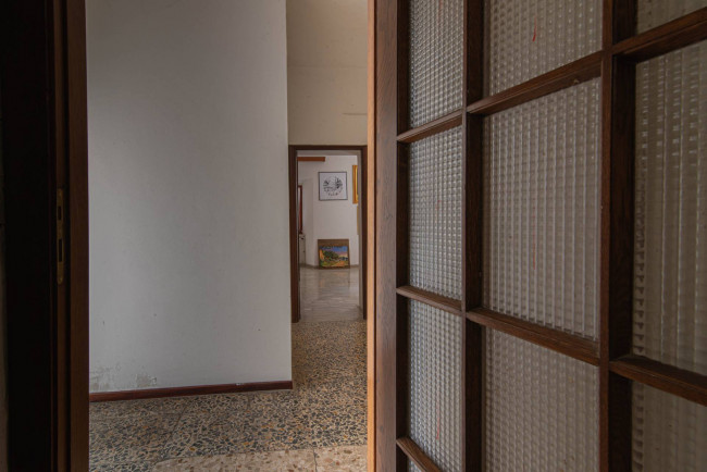typical historical house for sale in Pescosolido
