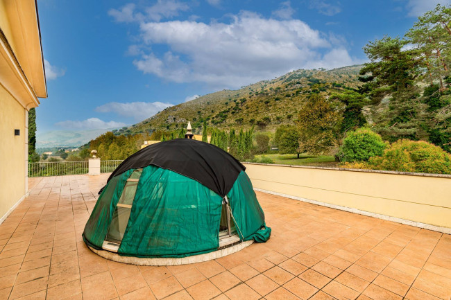 Villa for sale in Cassino