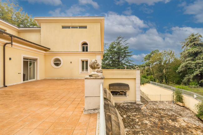 Villa for sale in Cassino