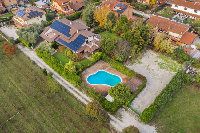 Villa for sale in Ceprano