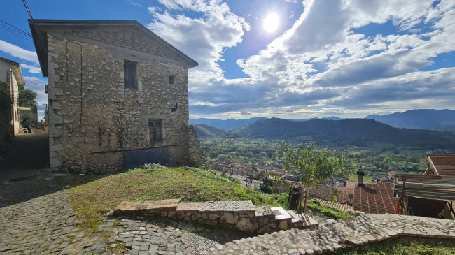Abitazioni tipiche storiche in vendita a Arce