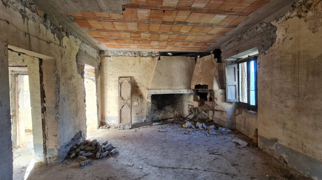 Abitazioni tipiche storiche in vendita a Arce