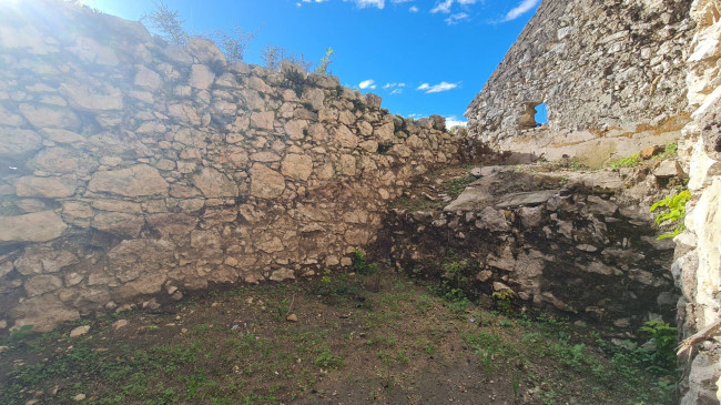 Abitazioni tipiche storiche in vendita a Arce