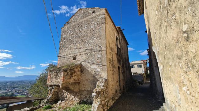 Abitazioni tipiche storiche in vendita a Arce