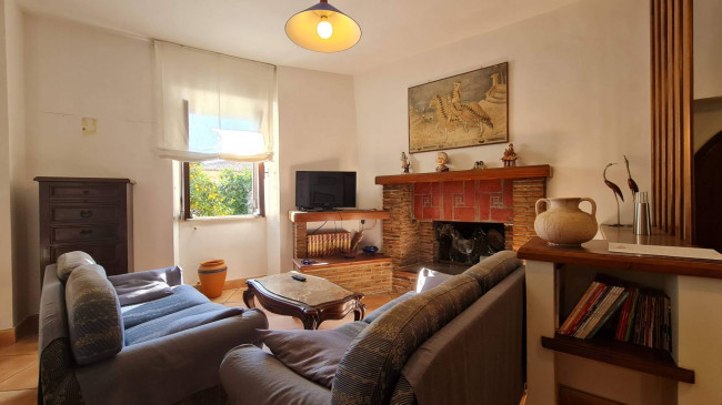 historic residence for sale in Sermoneta