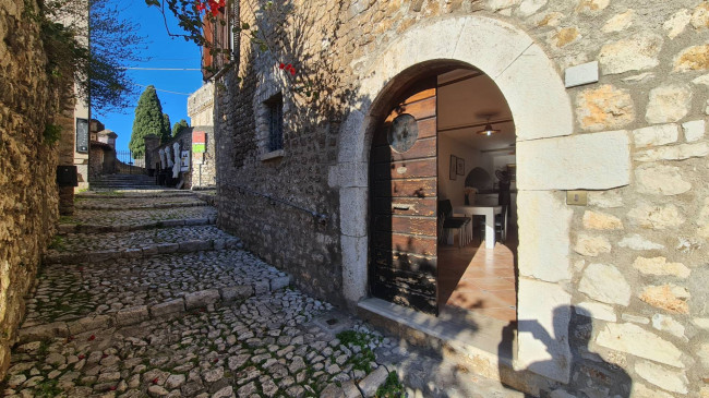 historic residence for sale in Sermoneta