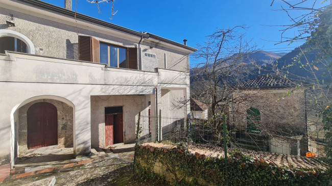 detached house for sale in Casalvieri