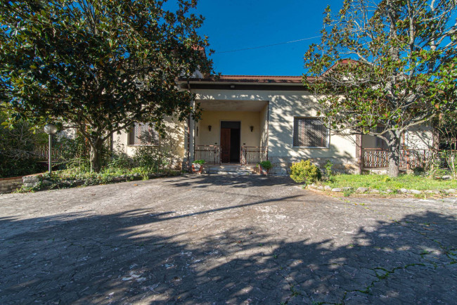 Villa for sale in Cassino