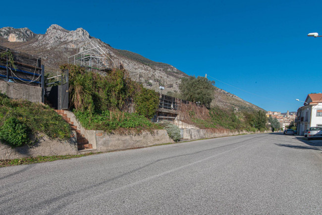 Turistico-alberghiero in vendita a Venafro
