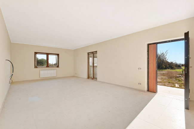 Villa in vendita a Aquino