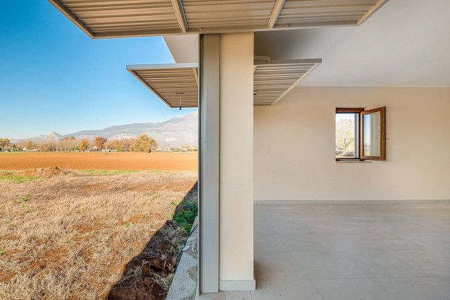 Villa in vendita a Aquino