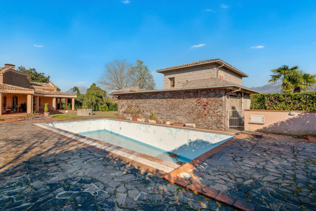 Villa for sale in Cassino
