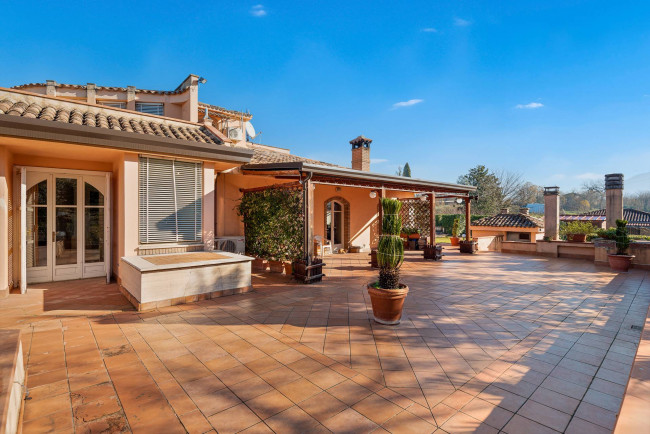 Villa for sale in Cassino