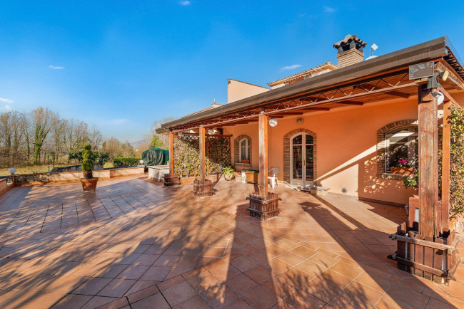 Villa for sale in Cassino