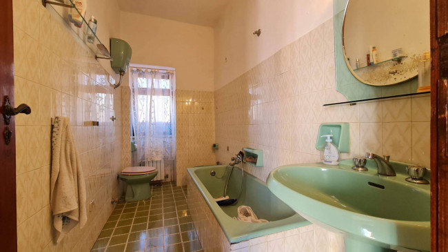 farmhouse for sale in Cervaro