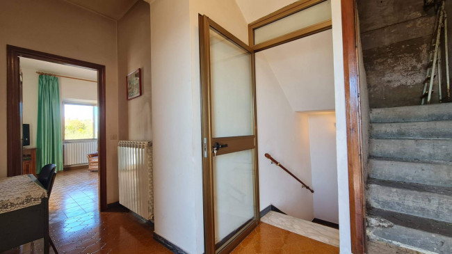 farmhouse for sale in Cervaro