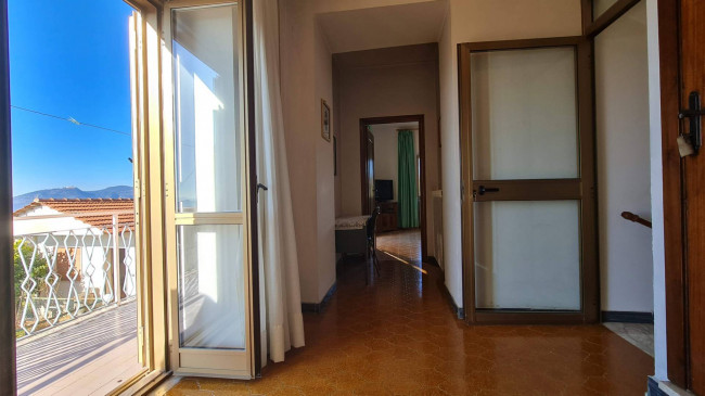 farmhouse for sale in Cervaro