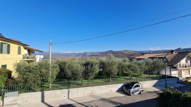 Palazzo intero stabile in vendita a Monte San Giovanni Campano