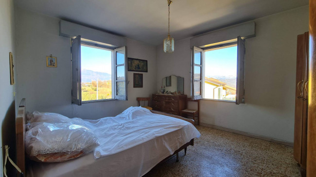 Palazzo intero stabile in vendita a Monte San Giovanni Campano