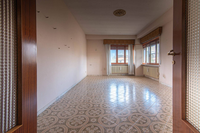 Villa for sale in Sora