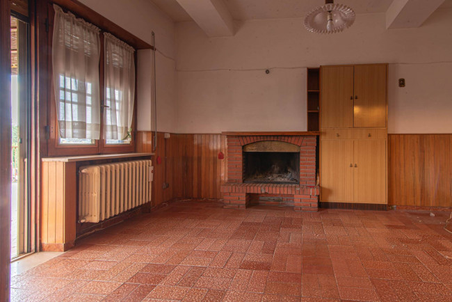 Villa for sale in Sora