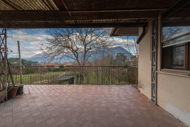 Villa for sale in Sora