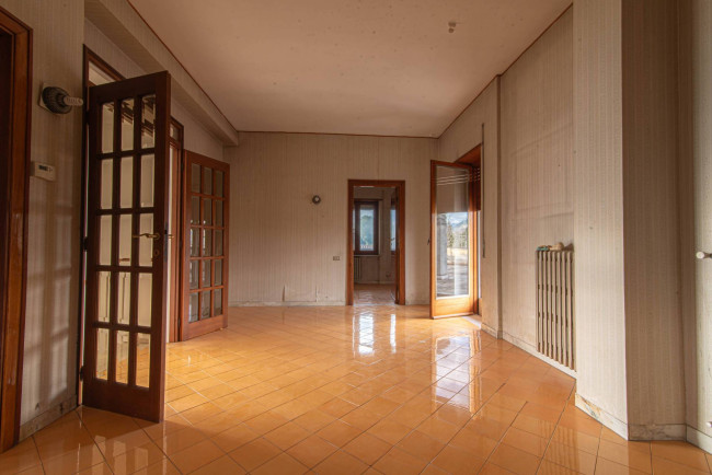 Villa for sale in Sora