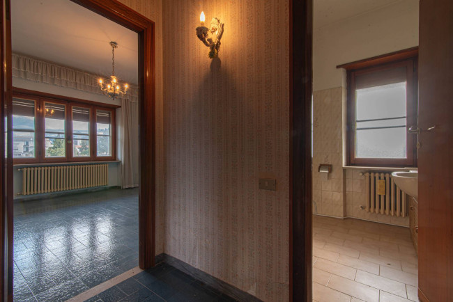 Villa for sale in Sora