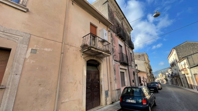 Abitazioni tipiche storiche in vendita a Roccasecca