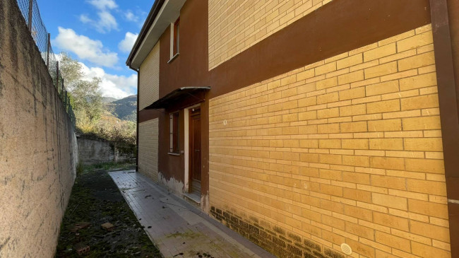 semi-detached villa for sale in Roccasecca
