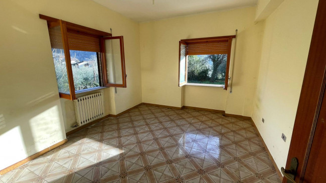 semi-detached villa for sale in Roccasecca