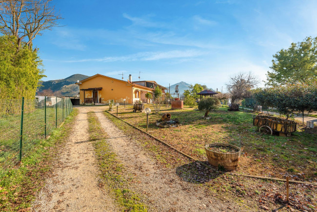 semi-detached house for sale in Roccasecca