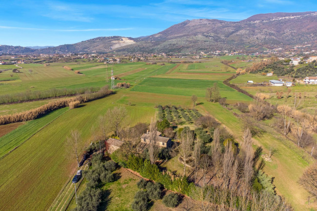 farmhouse for sale in Ferentino