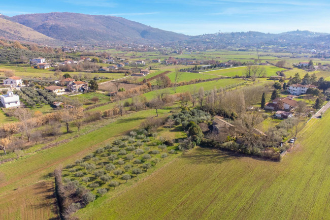 farmhouse for sale in Ferentino
