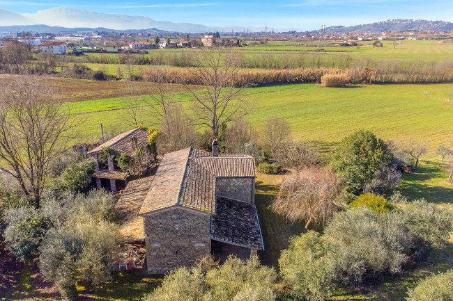 farmhouse for sale in Ferentino