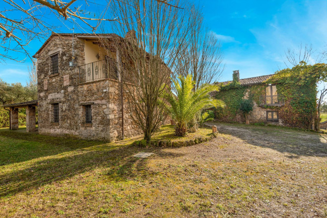farmhouse for sale in Ferentino